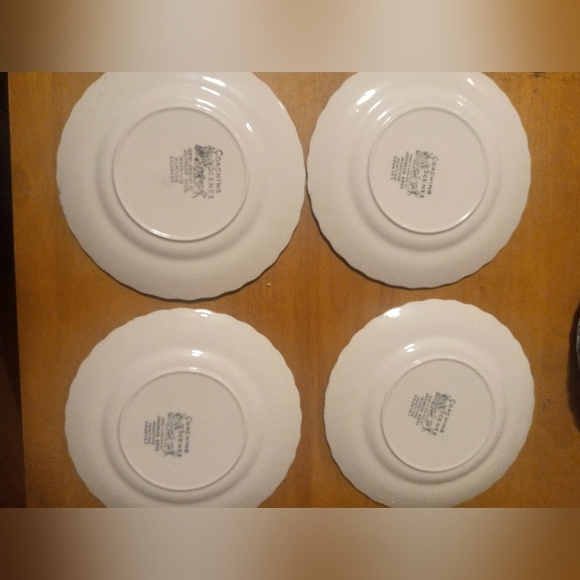 8 Johnson Brothers Coaching Scenes 6 1/4”  Bread Dessert Plate🪝 - Picture 7 of 7